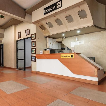 Reddoorz Near Mandaya Royal Hospital Puri Hotel ทังเกอรัง ภายนอก รูปภาพ