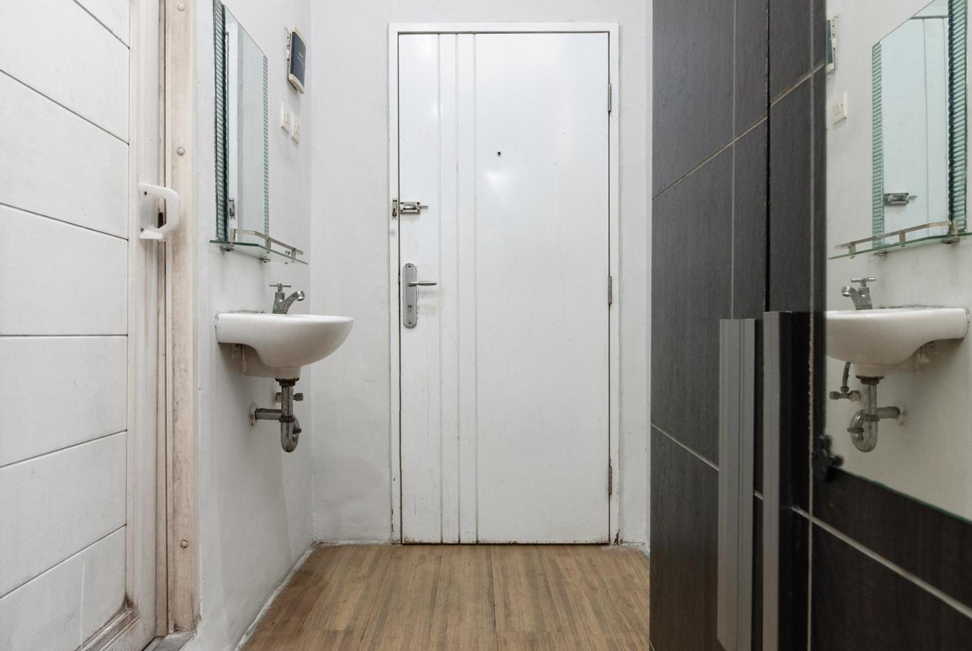 Reddoorz Near Mandaya Royal Hospital Puri Hotel ทังเกอรัง ภายนอก รูปภาพ
